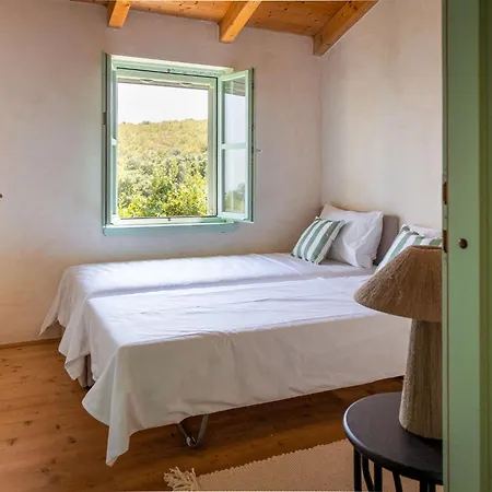 Lemarevita By Interhome *